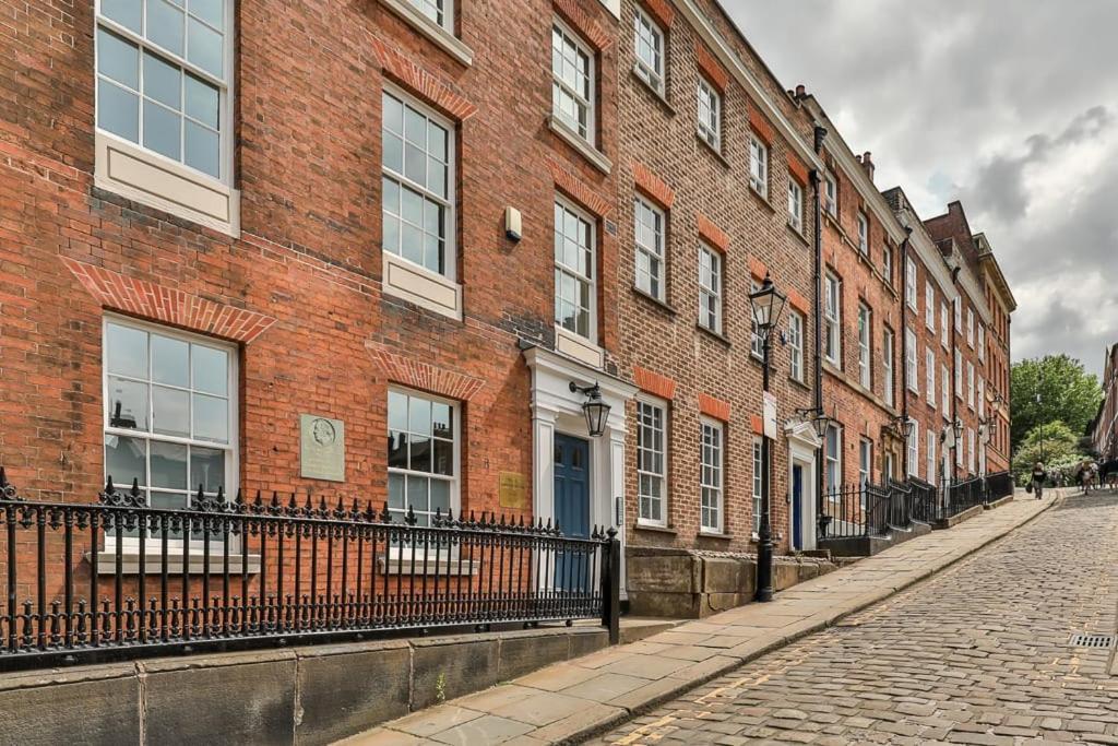 Paradise Square-Remodelled 18Th Century Apartment Sheffield Exterior foto